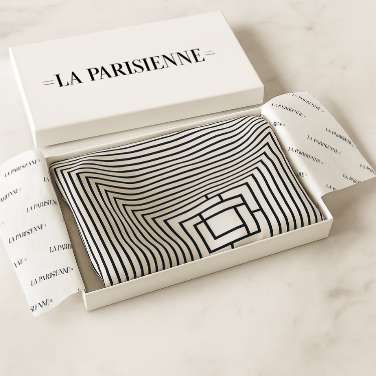 Quadrato moderno da donna in 100% seta La Parisienne