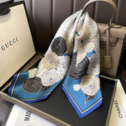 100% Seta Decorazione floreale quadrata Blu | Il Parigino