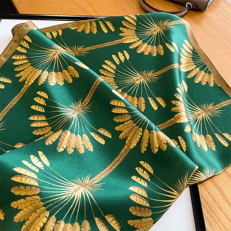 Quadrato 100% seta con decorazione di palme per donna | La Parisienne