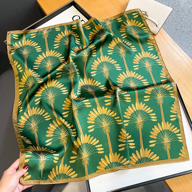 Quadrato 100% seta con decorazione di palme per donna | La Parisienne