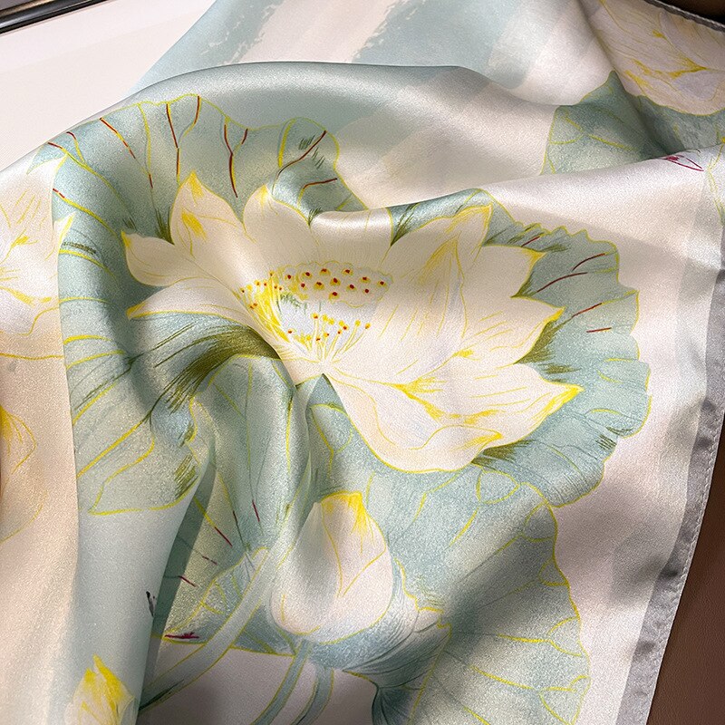 100% Seta Decorazione floreale quadrata per donna | Il parigino