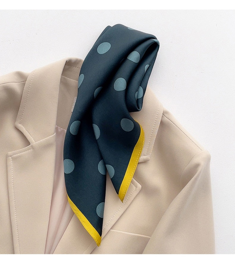 Elegante sciarpa quadrata da donna 100% seta | La Parisienne