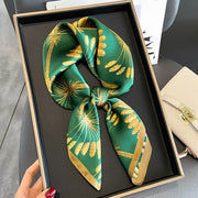 Quadrato 100% seta con decorazione di palme per donna | La Parisienne