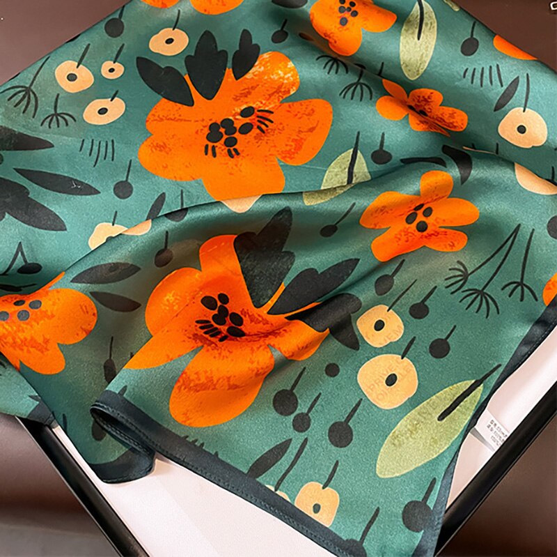 100% Seta Quadrato artistico a fiori per donna | La Parisienne