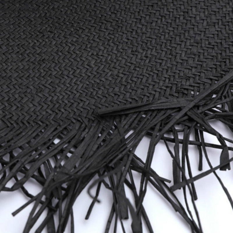 Cappello di paglia intrecciata da donna