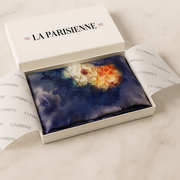 Sciarpa quadrata da donna in seta 100% con decorazione floreale viola | La Parisienne 