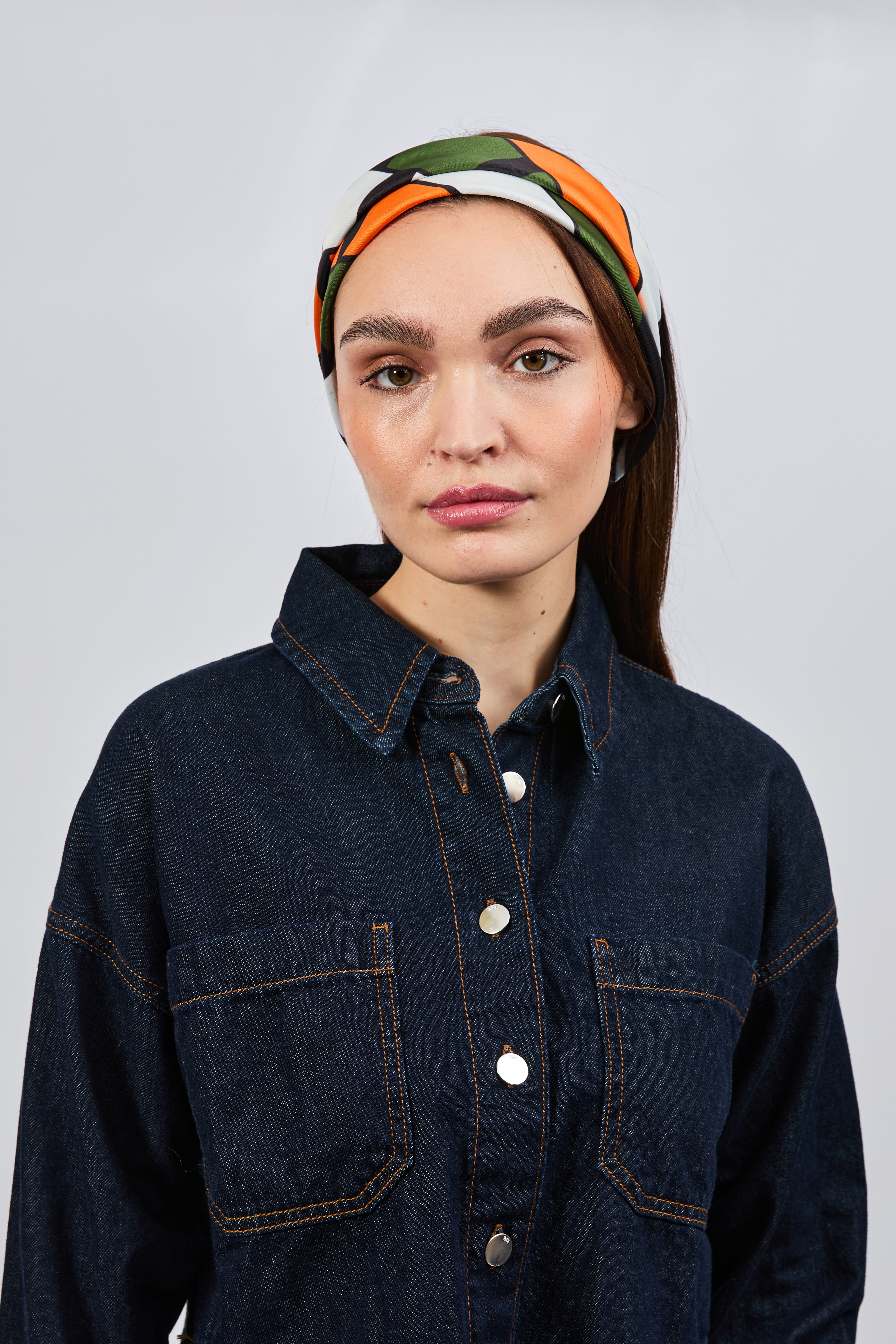 Sciarpa quadrata da donna in 100% seta | La Parisienne 