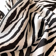 Decorazione Zebra quadrata da donna 100% seta | Carrello Zen! La Parisienne