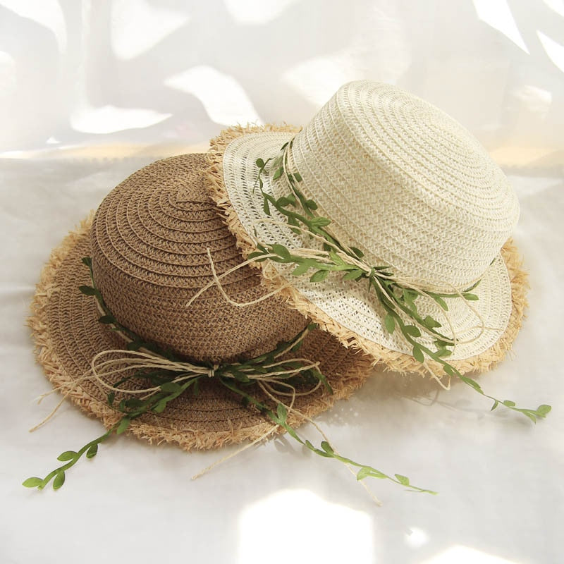 Cappello di paglia da donna con decorazioni naturali | Il Parigino 