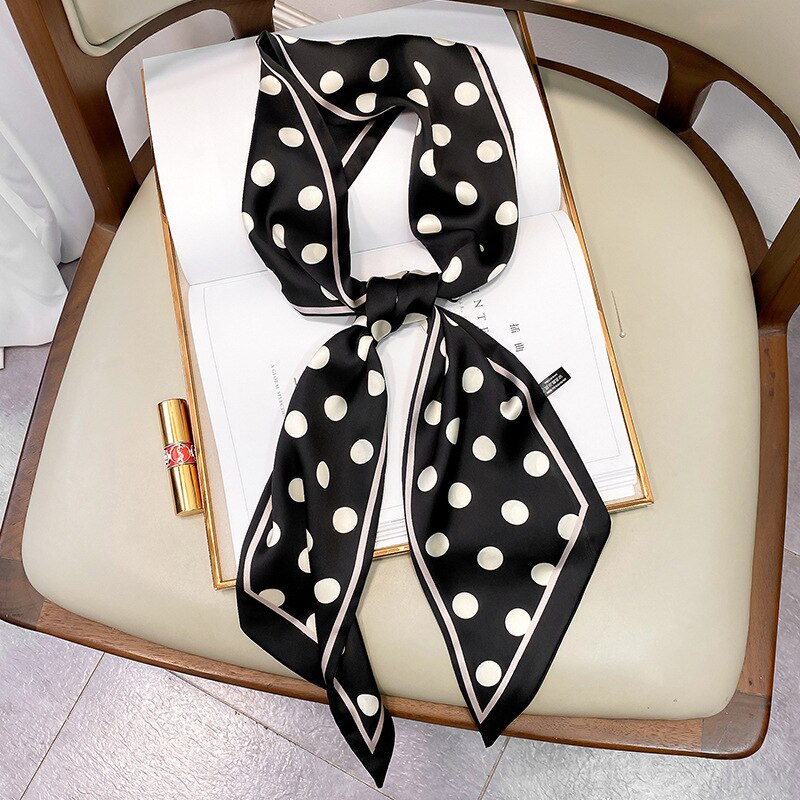 Sciarpa chic a pois per donna | The Parisian 